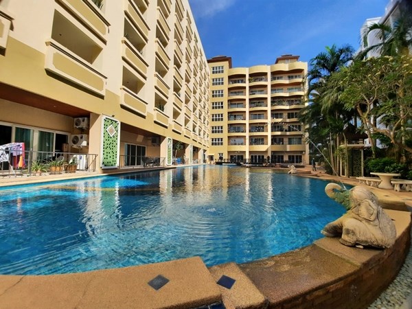 Condo for Sale  at The Residence Jomtien – Resort Style Living Near Beach and the seaside town of Jomtien Beach